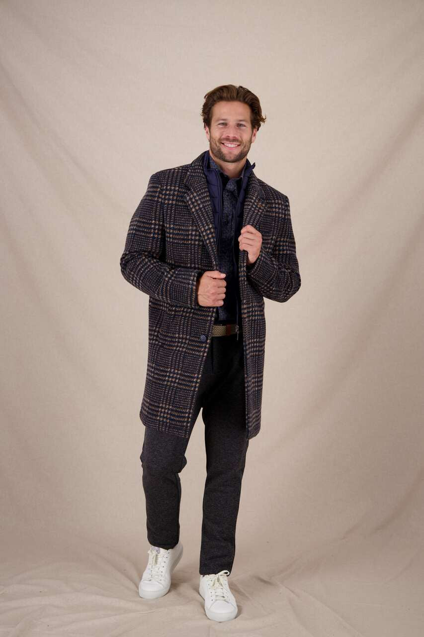 A Fish named Fred Over Coat Sml check