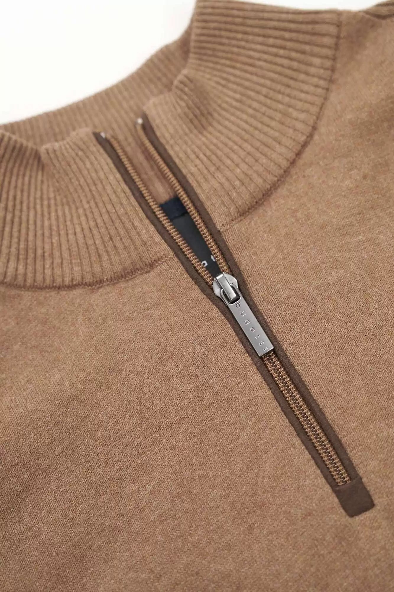 Bugatti Half-zip sweater Made from a cashmere blend 7500-65520B-70
